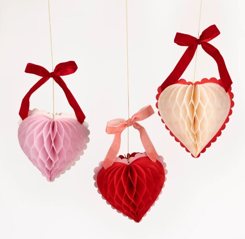 Meri Meri - Kalpli Honeycomb Asılan Süs 284118